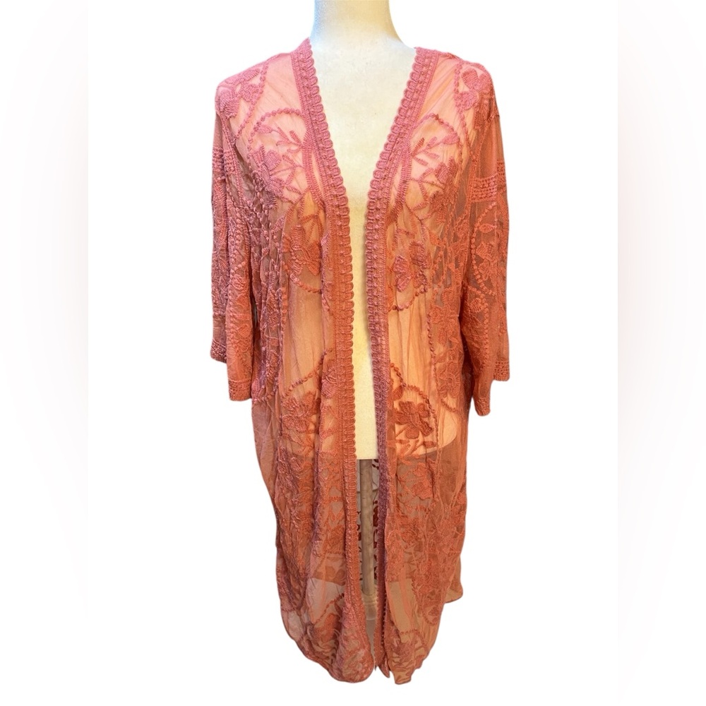 Elegant Lace Kimono Wrap - Pink